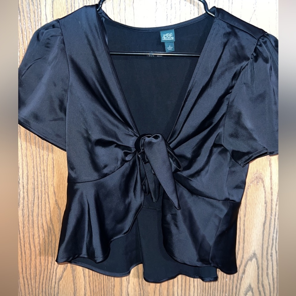 Wild fable tie crop top